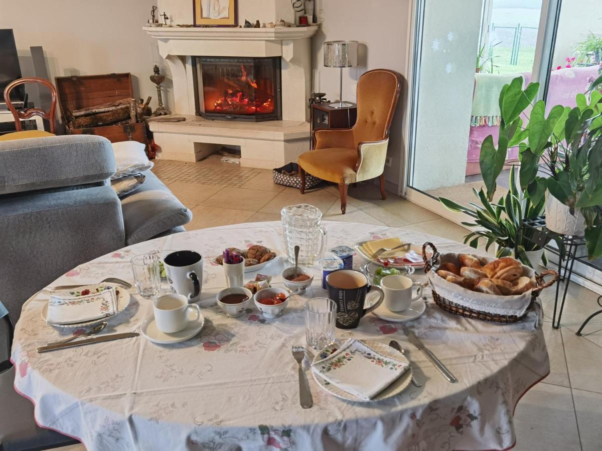 Les Hauts De Grazac, Chambres Et Tables D'Hotes Grazac  Bagian luar foto